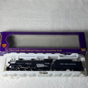 IHC New York Central 2-8-0 HO Scale Black Steam Locomotive (New)